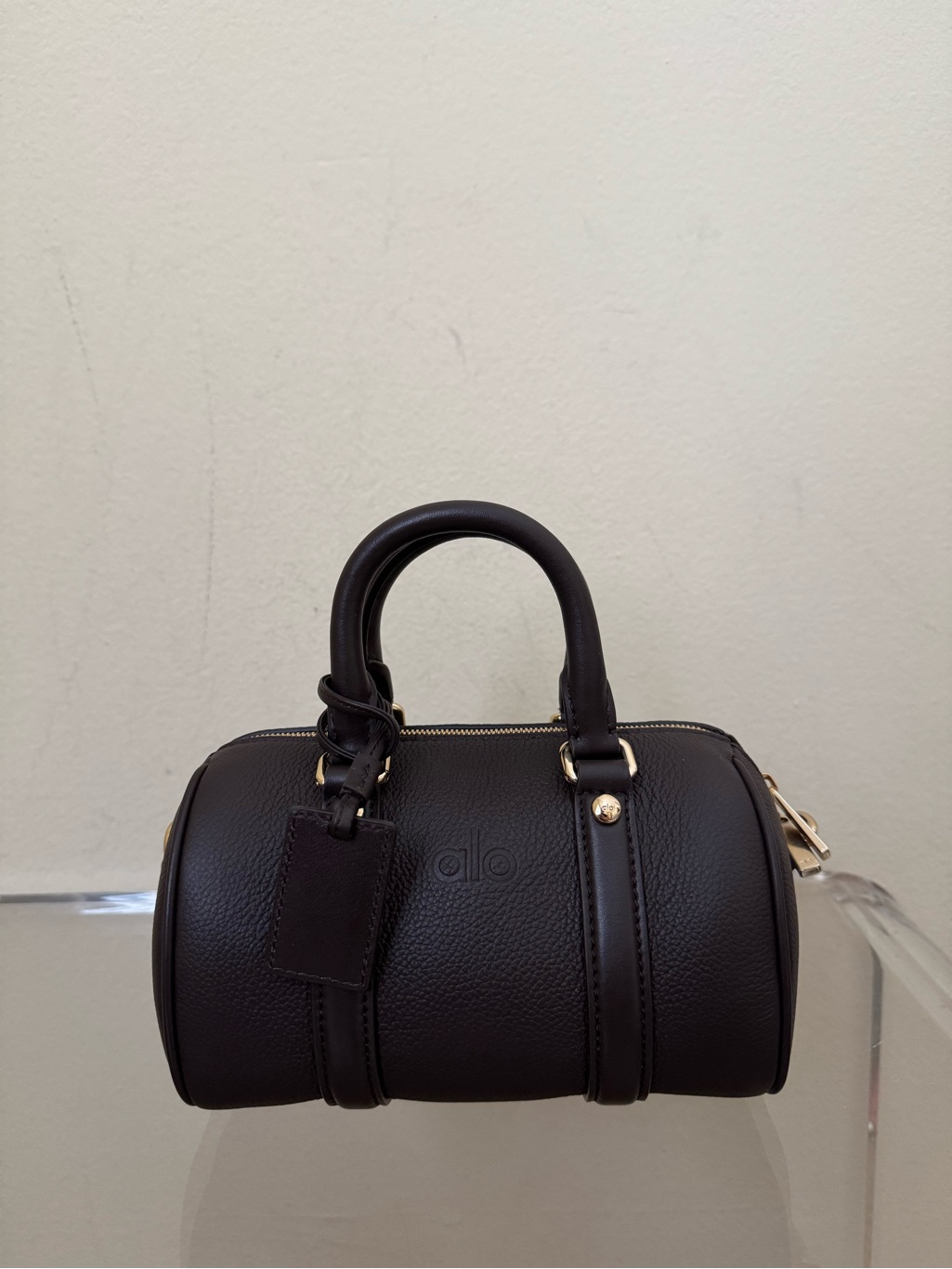 Alo Yoga New Mini Voyage Bag Espresso Leather